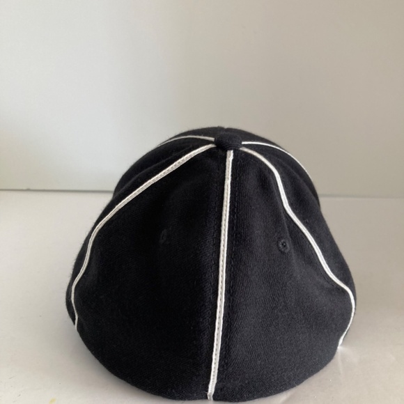 Blind Skateboard Logo Hat Wool Blend Flexfit Baseball Cap Black White S/M - Picture 5 of 16